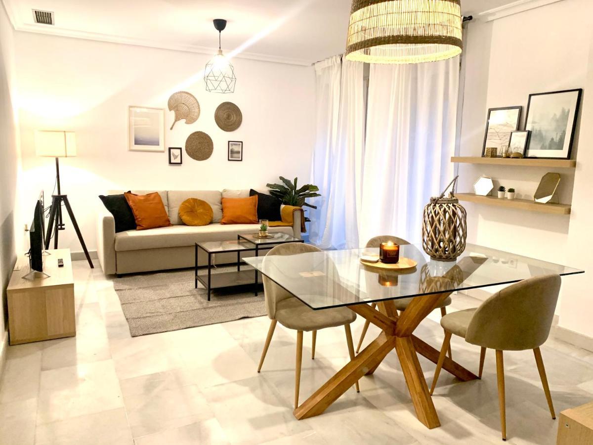 Homely Larios * Malaga